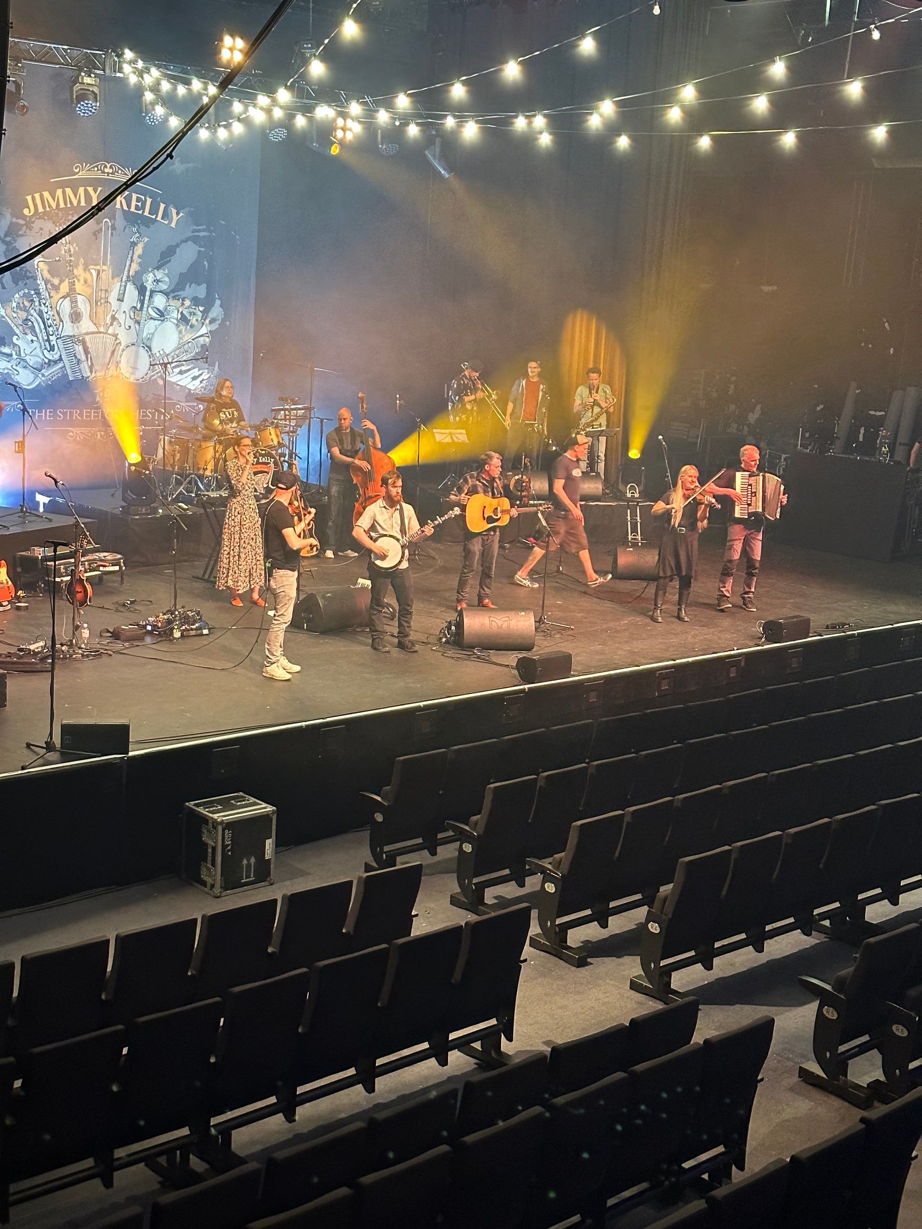 Jimmy Kelly mit Band beim Soundcheck